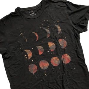 GAP men’s moon graphic vintage T-shirt